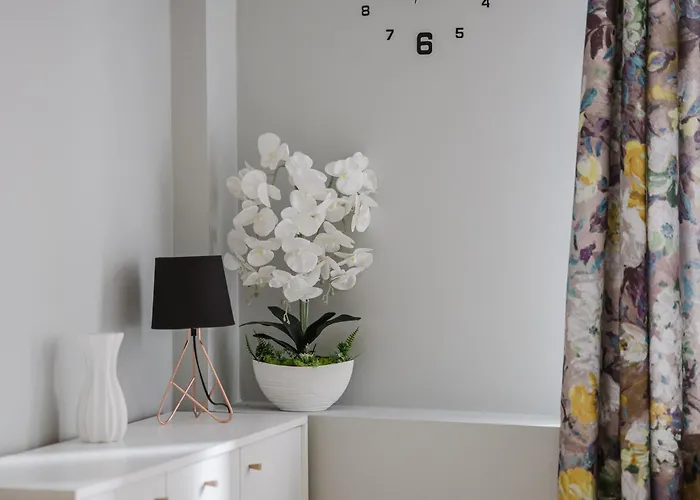 Libelta Quiet Charm By Bookinghost *